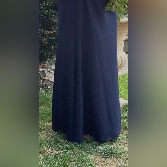 Betsy & Adam Navy Blue One-Shoulder bow dress. Gorgeous. Brand new condition. - Picture 4 of 4